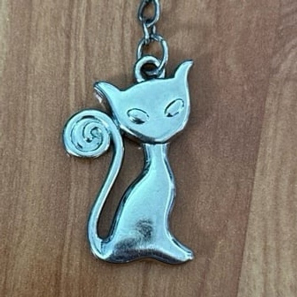 Silver Toned Stylized Cat Silhouette Keychain